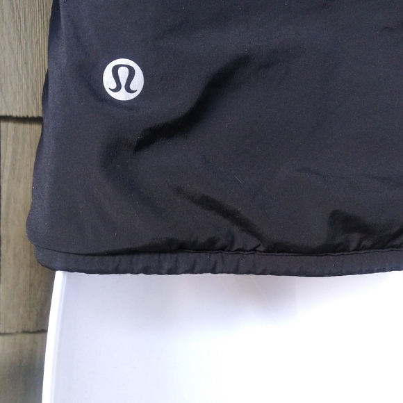Lululemon Forever Warm Reversible Black Jacket Size 2 - Picture 12 of 12